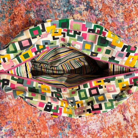 Tara Boone Retro Geometric Print Large Duffel Bag Travel Weekender Tote - Picture 2 of 3